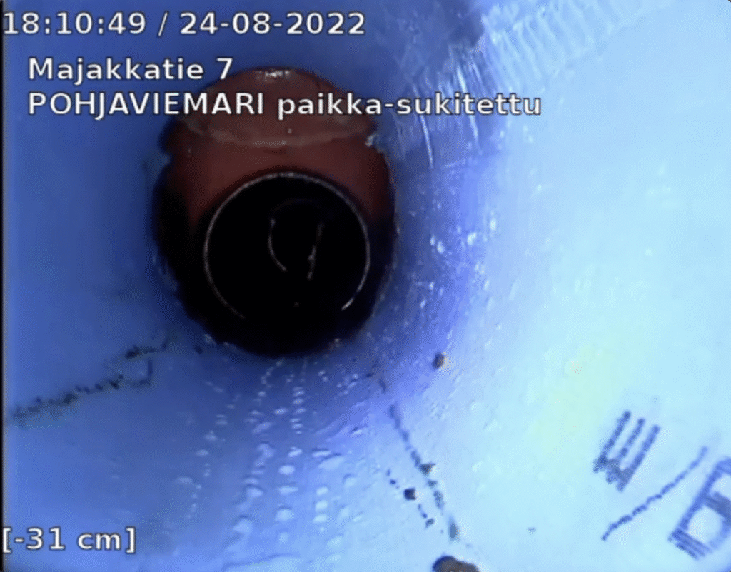 sukitettu pohjaviemäri